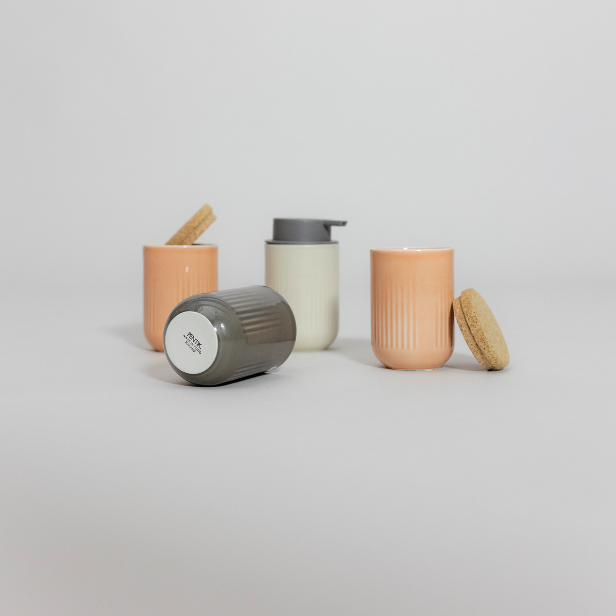 Uoma Mug