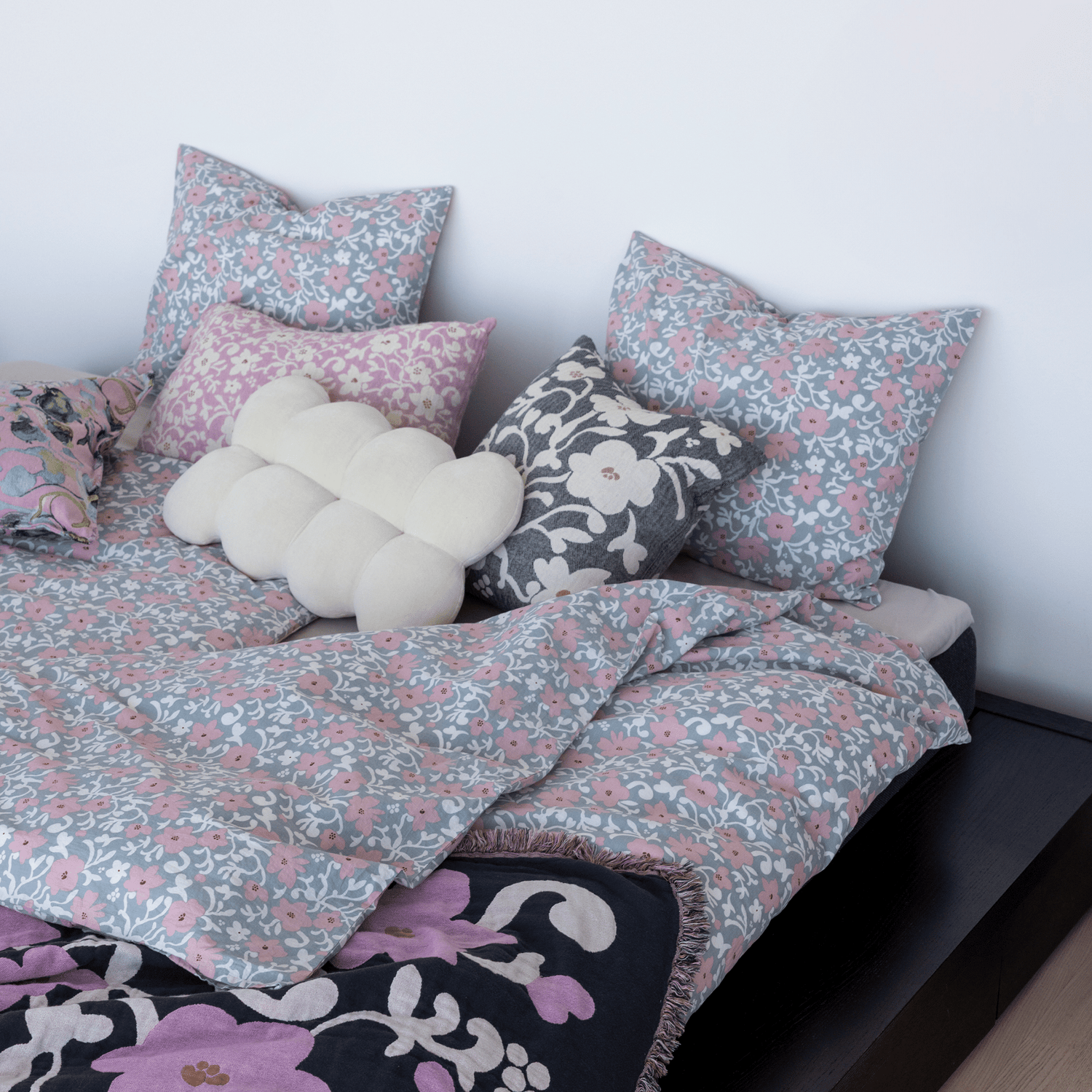 Ruusumalva Tyynynpäällinen Jacquard - PENTIK - Tekstiilit/Sisustustekstiilit/Tyynynpäälliset