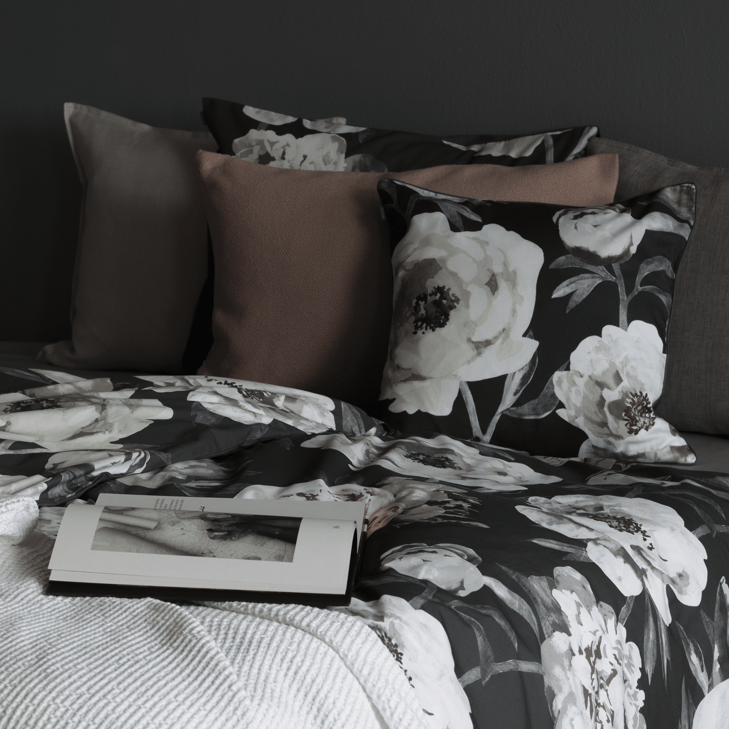 Pioni Tyynynpäällinen - PENTIK - Tekstiilit/Sisustustekstiilit/Tyynynpäälliset