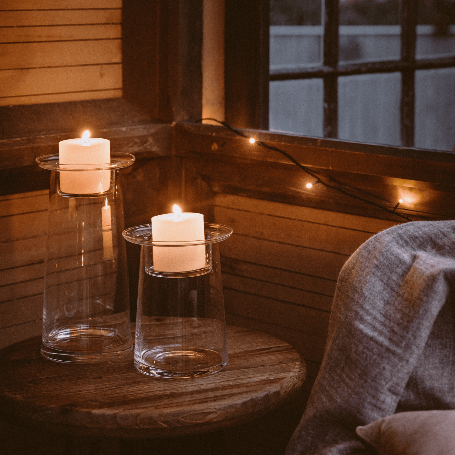 Violet Lasilyhty - PENTIK - Sisustus/Kynttilät/Kynttilänjalat