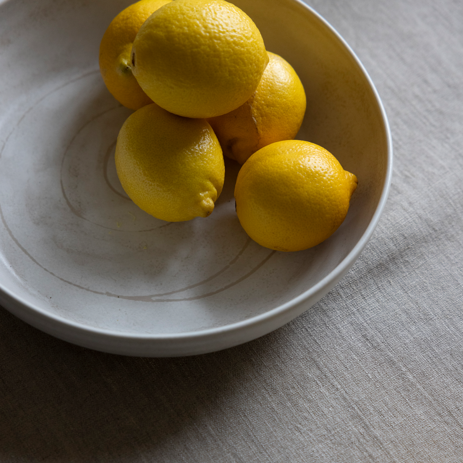 Kivi Serving Bowl