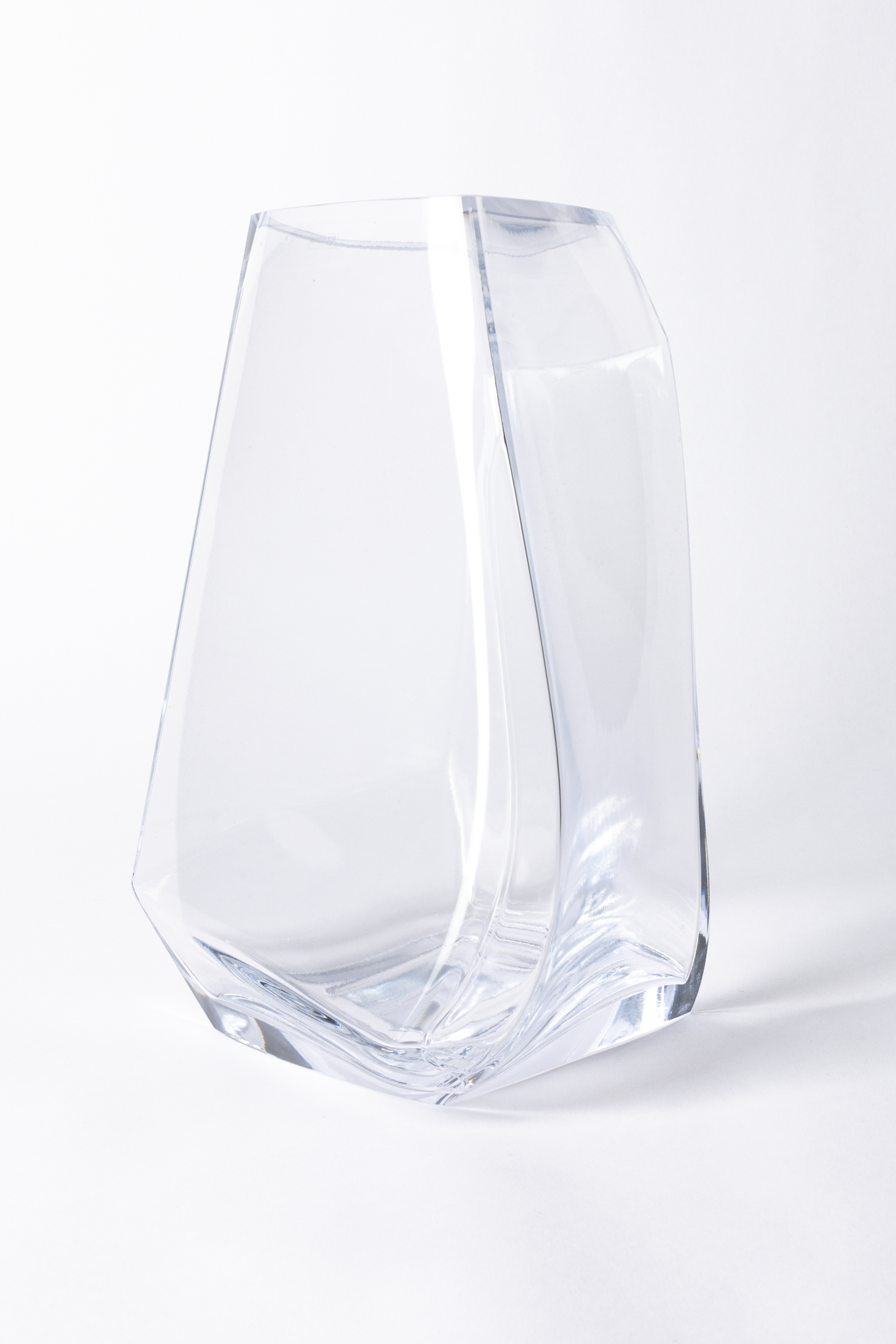 Lohkare Glass Vase
